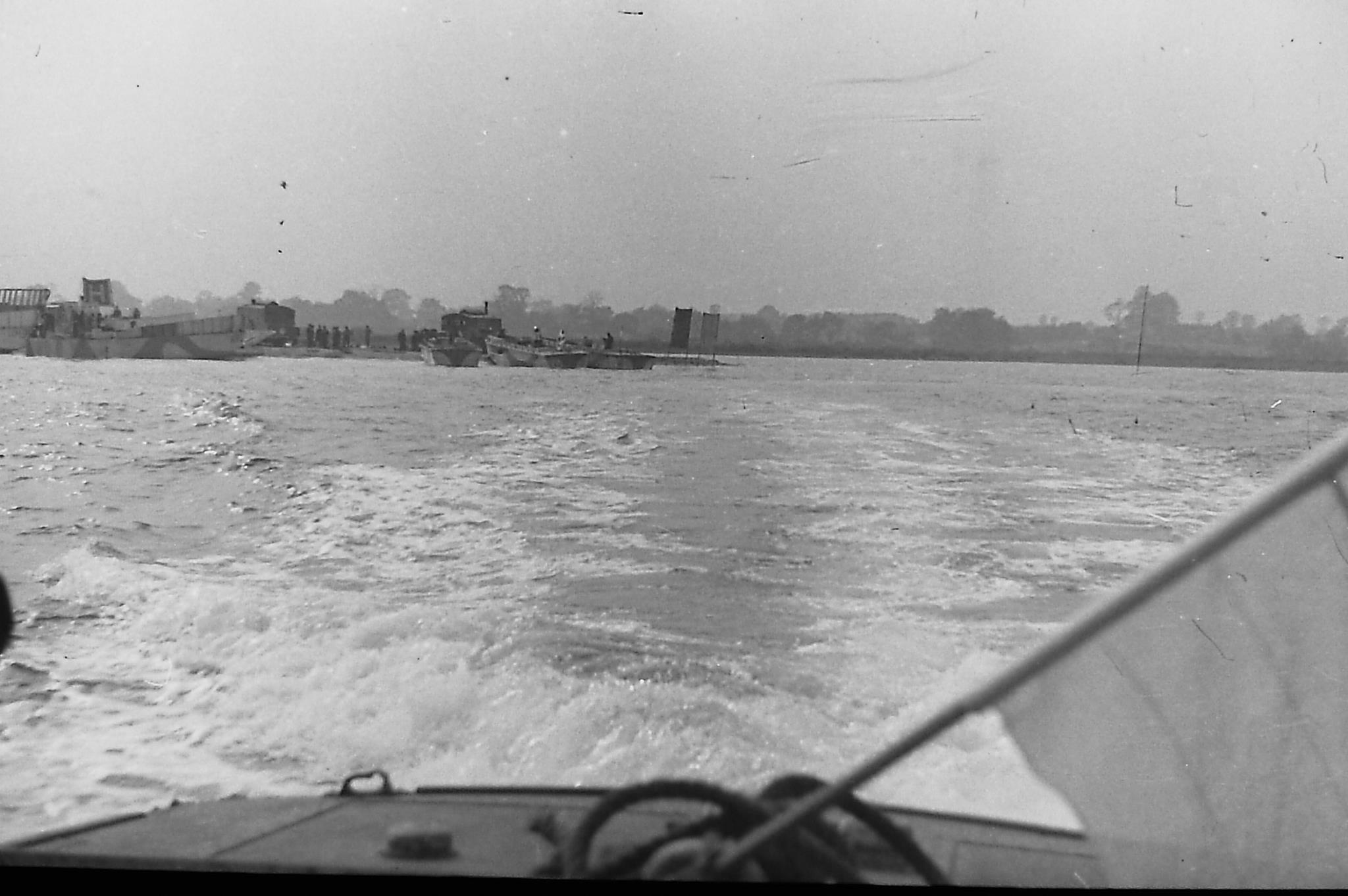 Operation_Blazer_3_At_sea_(10)