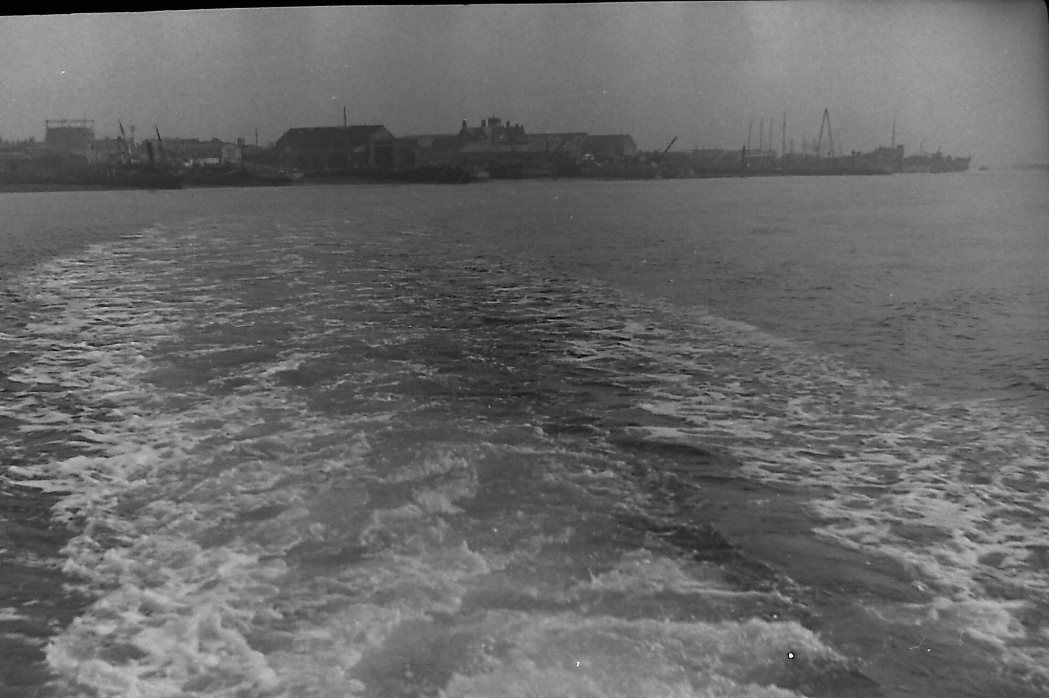 Operation_Blazer_3_At_sea_(4)