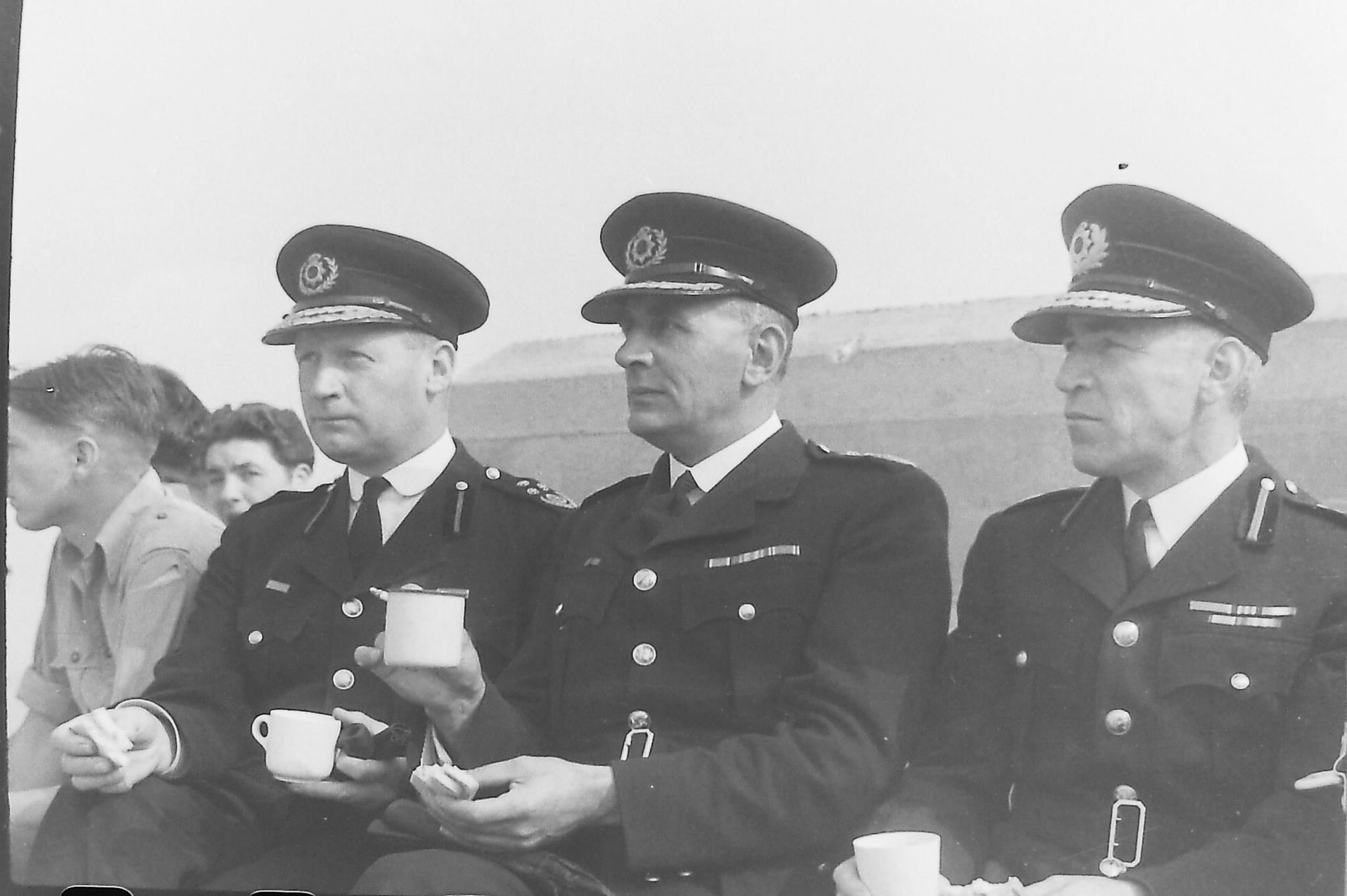 Operation_Blazer_4_landing_on_the_beaches_(32)