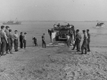 Operation_Blazer_4_landing_on_the_beaches_(3)